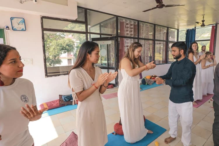 Exploring Yogic Culture During Your Training in Rishikesh